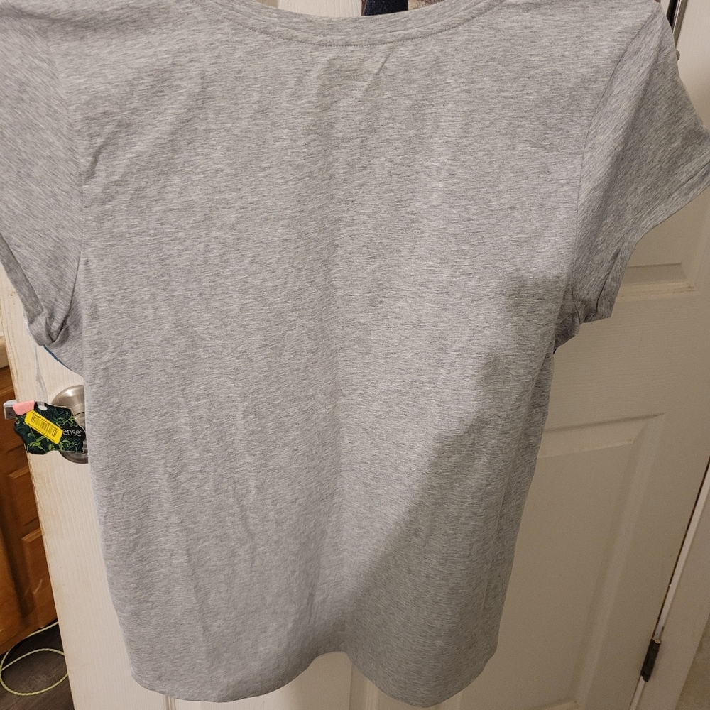 tshirt - Picture 4 of 5